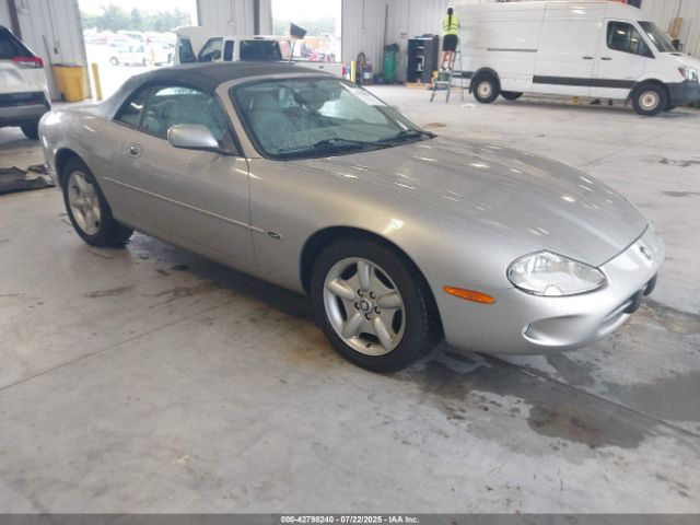 1999 JAGUAR XK8 SAJGX2048XC036506 Photo 0