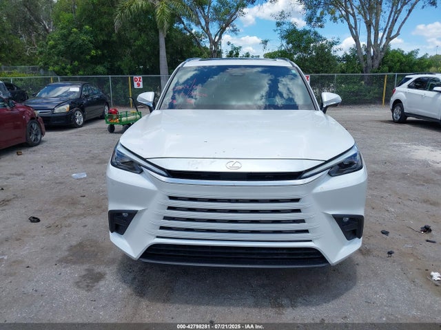 Lexus t24a-fts 2024 5TDAAAB61RS018056 Image 13