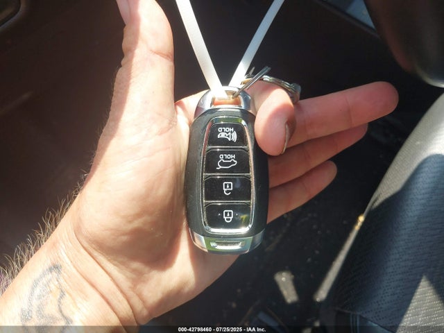 KM8K33AG4MU127387 Hyundai Kona