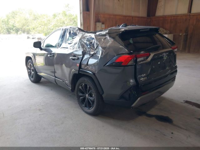 2022 TOYOTA RAV4 HYBRID 4T3E6RFV4NU092518 Photo 2
