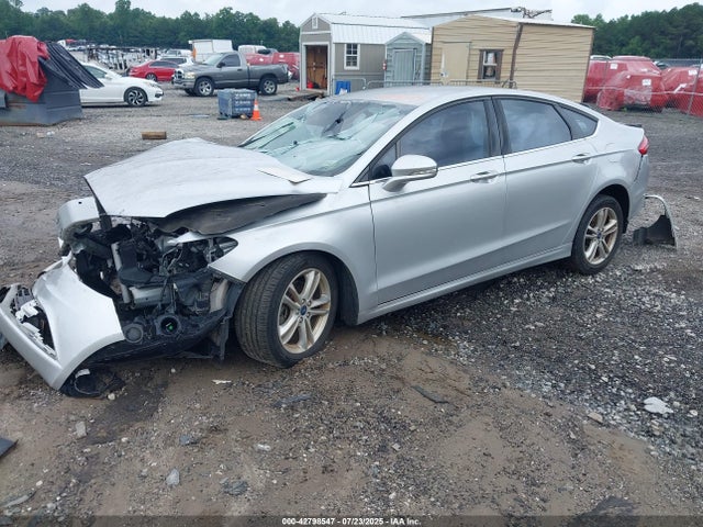 Ford 2018 2018 3FA6P0HD0JR243151 Image 2