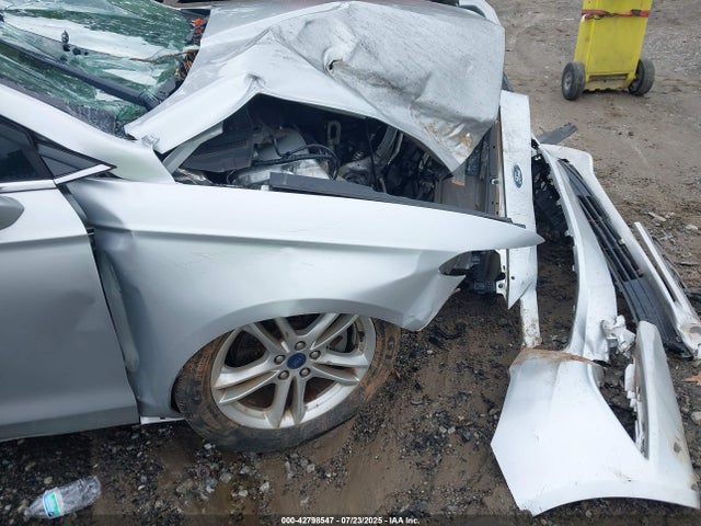 Ford 2018 2018 3FA6P0HD0JR243151 Image 6