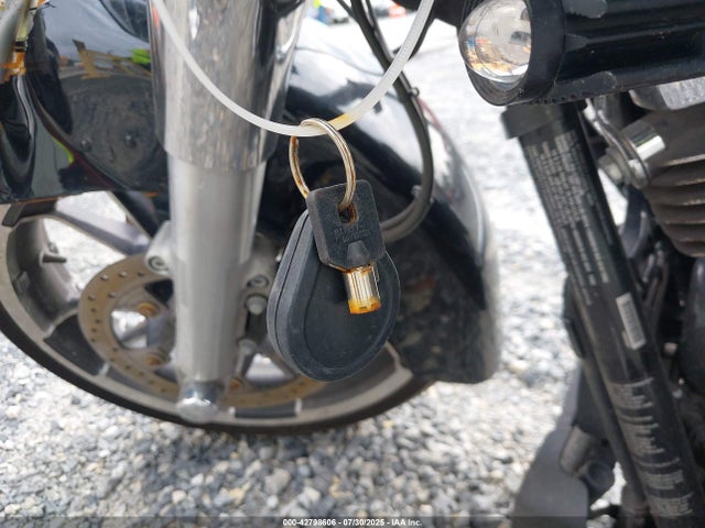 2021 HARLEY-DAVIDSON FLHX 1HD1KBC17MB643033 Photo 10