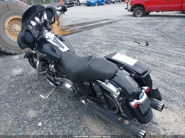 2021 HARLEY-DAVIDSON FLHX 1HD1KBC17MB643033 Photo 2