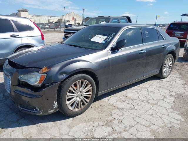 Chrysler 300 2014 2C3CCAKT1EH273313 Image 13