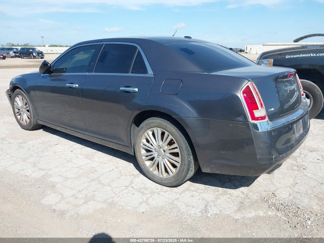 Chrysler 300 2014 2C3CCAKT1EH273313 Image 14