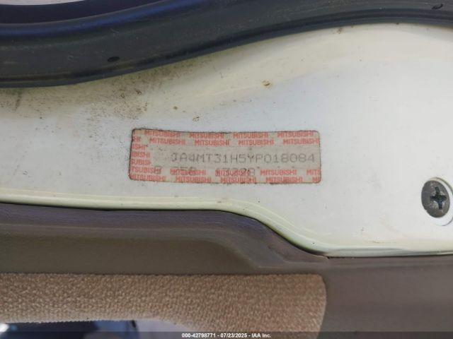 2000 MITSUBISHI MONTERO SPORT JA4MT31H5YP018084 Photo 8