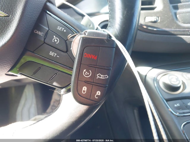 Chrysler 200 2015 1C3CCCDG2FN610365 Image 11