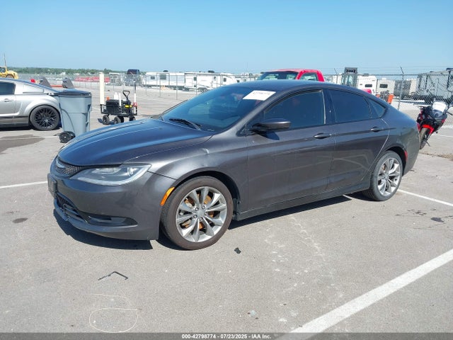 1C3CCCDG2FN610365 Chrysler 200