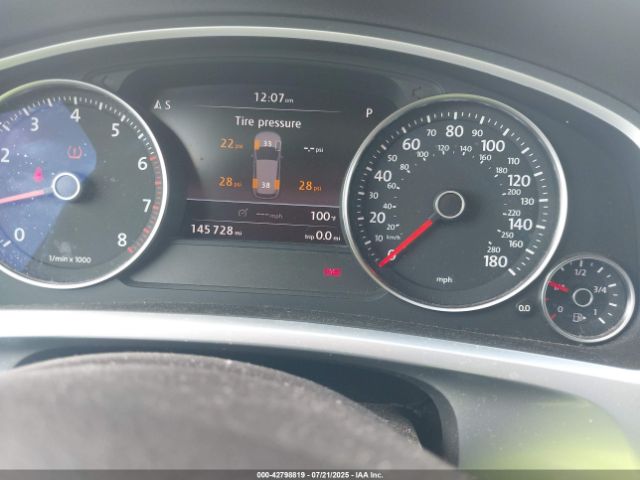 2012 VOLKSWAGEN TOUAREG WVGFF9BP7CD002487 Photo 6