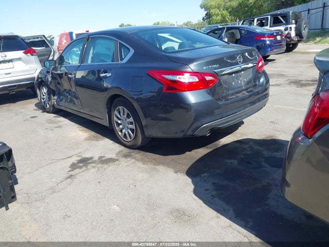 Nissan 2016 2016 1N4AL3AP4GN371965 Image 3
