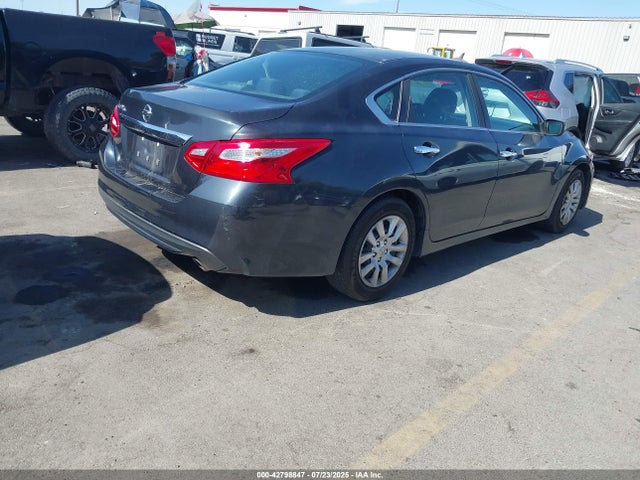 Nissan 2016 2016 1N4AL3AP4GN371965 Image 4