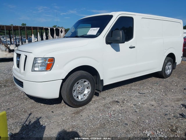 1N6BF0KY7GN811590 Nissan 2016