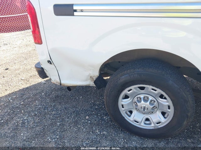 1N6BF0KY7GN811590 Nissan 2016
