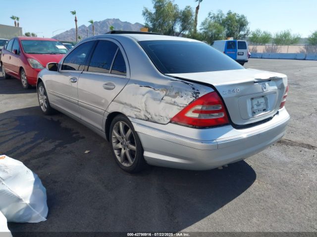 2003 MERCEDES-BENZ C 240 WDBRF61J63A456890 Photo 2
