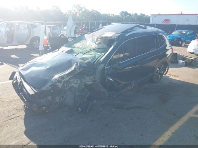 2018 VOLKSWAGEN TIGUAN 3VV2B7AX6JM028375 Photo 1