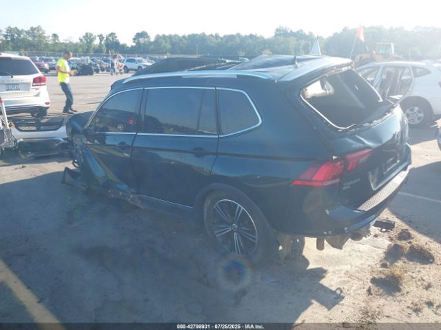 2018 VOLKSWAGEN TIGUAN 3VV2B7AX6JM028375 Photo 2