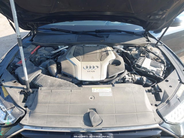 2019 AUDI A7 WAUV2AF25KN084530 Photo 9