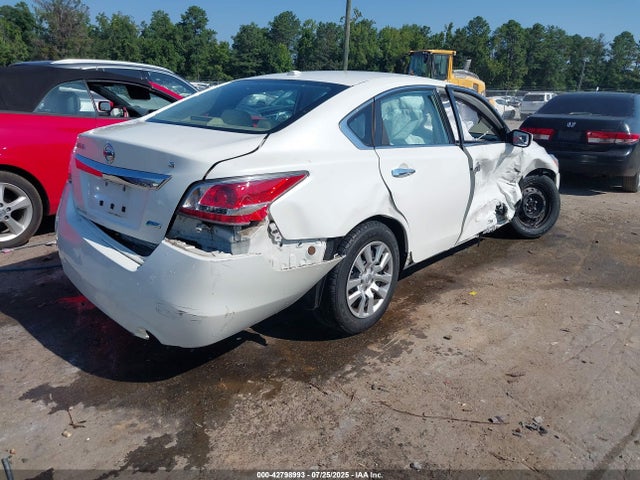 Nissan 2014 2014 1N4AL3AP4EC163447 Image 4