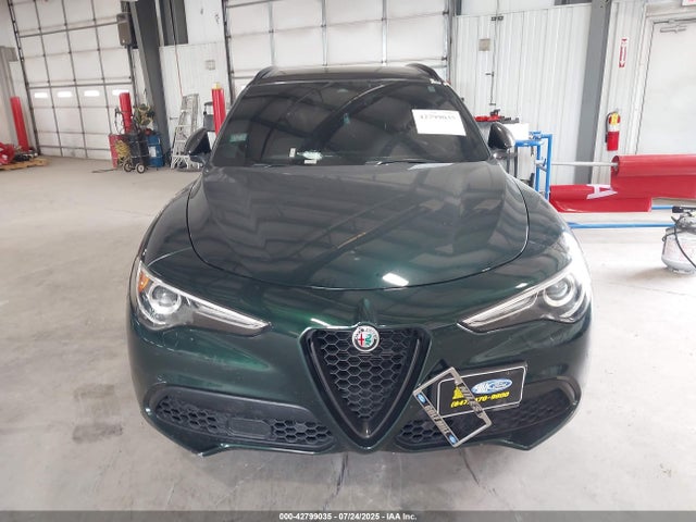 Alfa Romeo Stelvio 2018 ZASFAKNN8J7C02835 Image 12