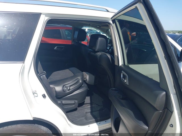 5N1DR2MM1HC680626 Nissan 2017