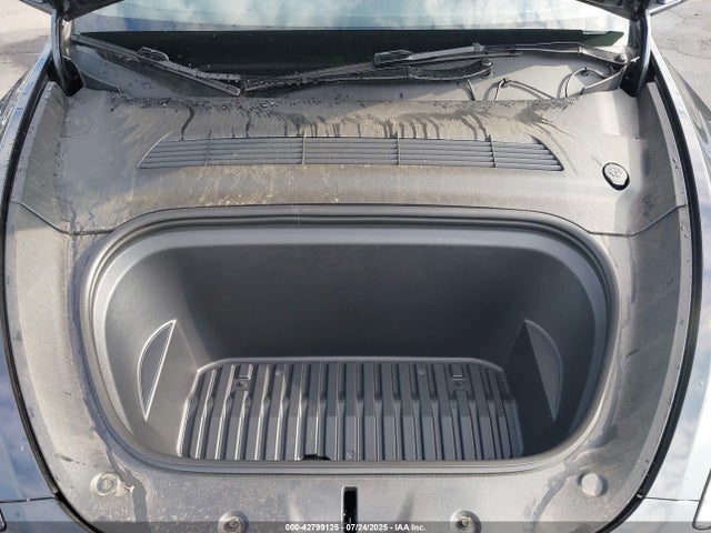 2024 TESLA MODEL Y 7SAYGDED6RF206264 Photo 9