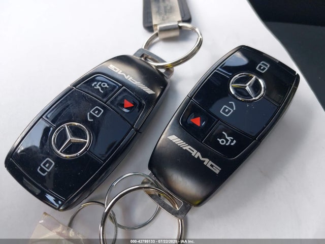 W1K7X5KB7RV000279 Mercedes-Benz m256
