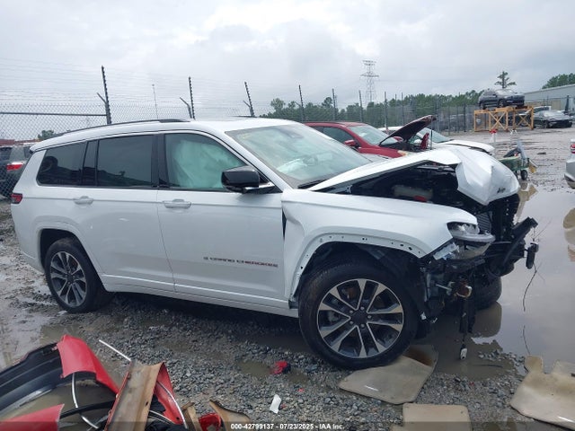 Jeep GRAND CHEROKEE L 2023 1C4RJJDG7P8734521 Image 13