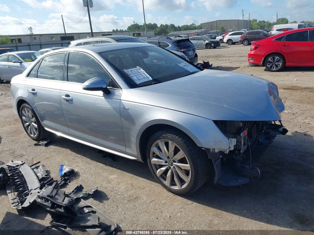 2018 AUDI A4 WAUKMAF43JN019527 Photo 0