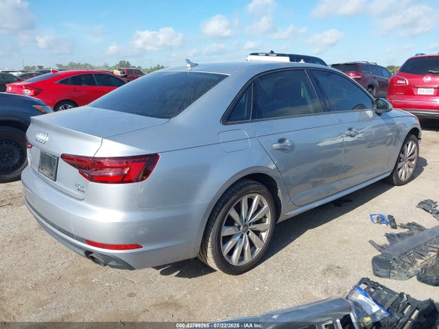 2018 AUDI A4 WAUKMAF43JN019527 Photo 3