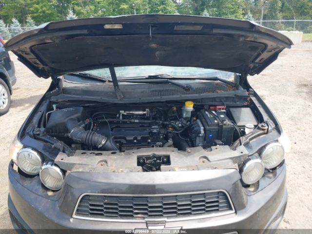 2015 CHEVROLET SONIC 1G1JC5SB8F4123031 Photo 9