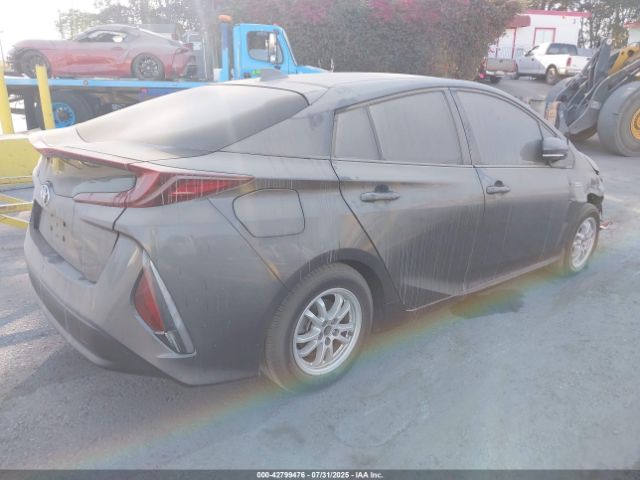 2021 TOYOTA PRIUS PRIME JTDKAMFP1M3195662 Photo 3