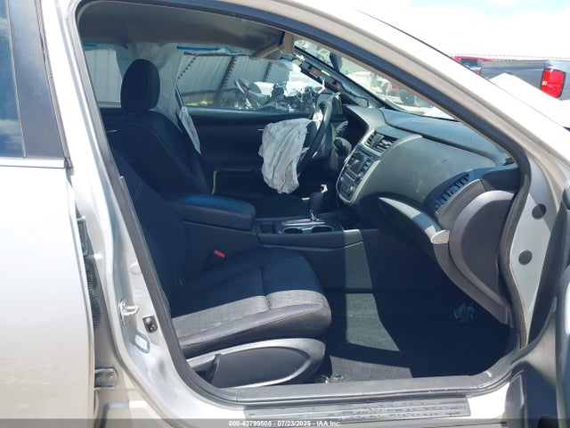 1N4AL3AP2GN392992 Nissan 2016