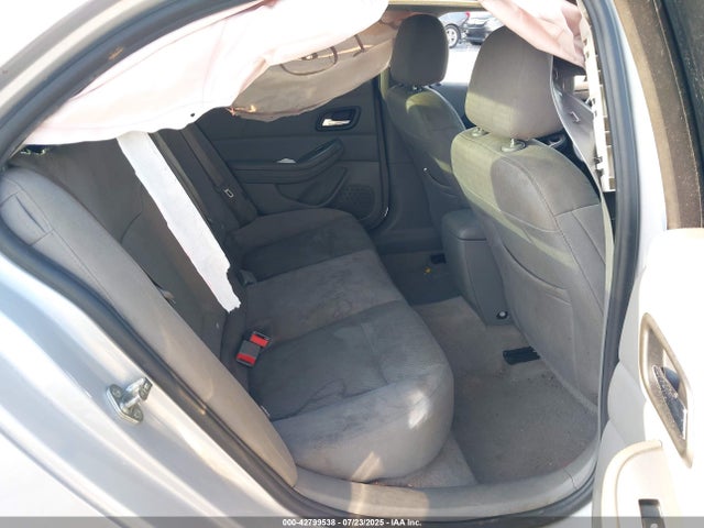 Chevrolet lkw 2014 1G11B5SL0EF161254 Image 8