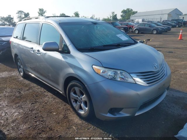 2015 TOYOTA SIENNA 5TDKK3DC2FS674908