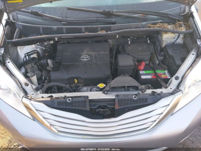 2015 TOYOTA SIENNA 5TDKK3DC2FS674908 Photo 9