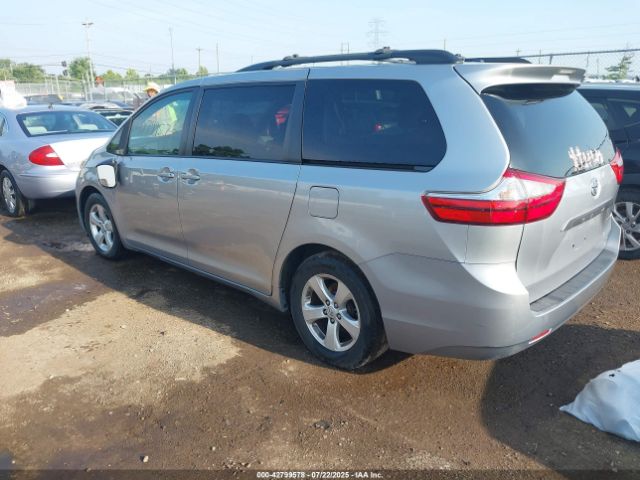 2015 TOYOTA SIENNA 5TDKK3DC2FS674908 Photo 2