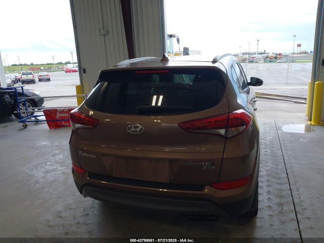KM8J3CA26GU143093 Hyundai 2016