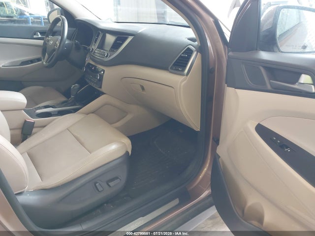 KM8J3CA26GU143093 Hyundai 2016
