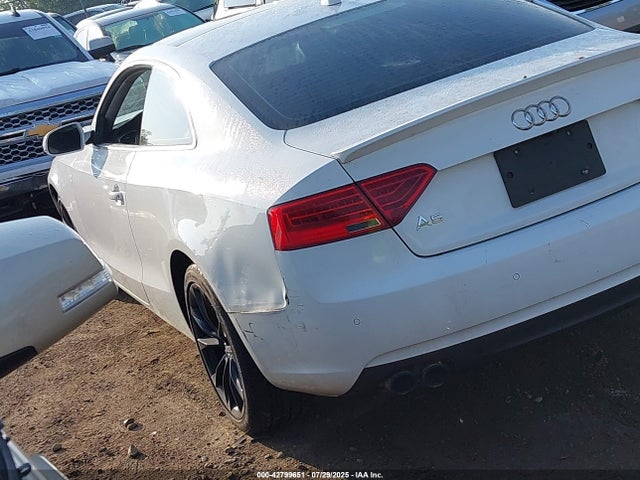 2013 AUDI A5 WAUVFAFR6DA002106 Photo 2