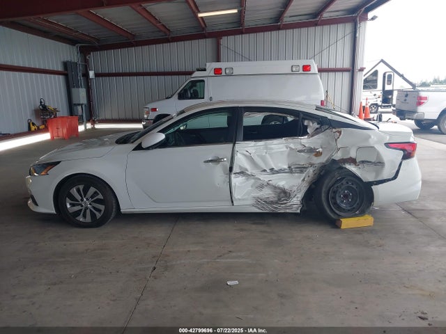 Nissan 2022 2022 1N4BL4BV3NN374599 Image 14