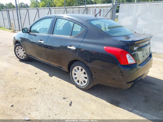 Nissan 2016 2016 3N1CN7AP2GL852224 Image 3