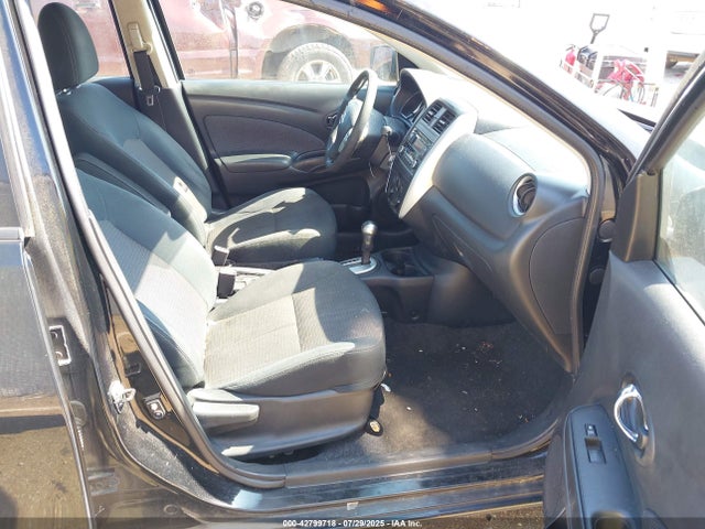 Nissan 2016 2016 3N1CN7AP2GL852224 Image 5