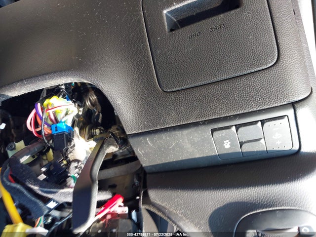 KIA dohc gdi nu 2015 KNDJP3A58F7180985 Image 11