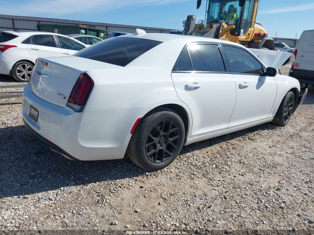 2C3CCABG6KH755824 Chrysler 300