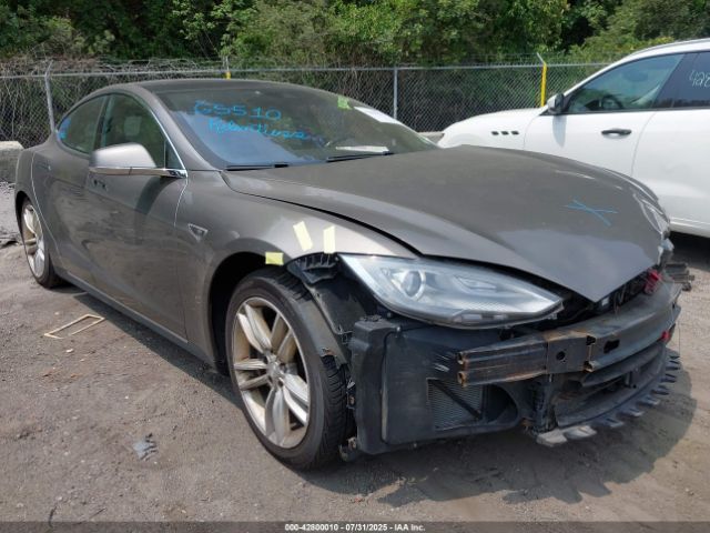 2015 TESLA MODEL S 5YJSA1E24FF104510