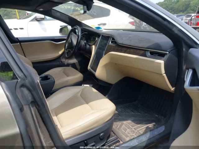 2015 TESLA MODEL S 5YJSA1E24FF104510 Photo 4