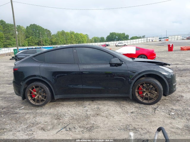 Tesla 2020 2020 5YJYGDEE2LF027796 Image 13