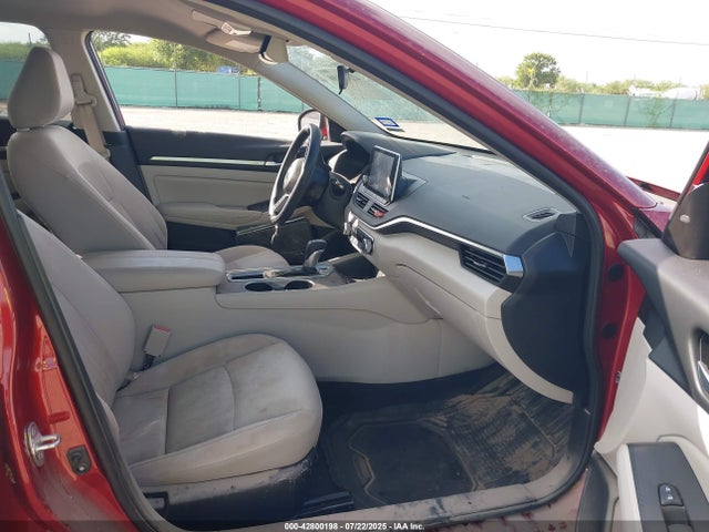 1N4BL4DV2NN359394 Nissan Altima