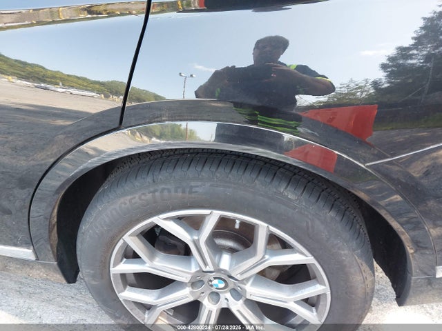 5UX23EM01R9V12011 BMW X7